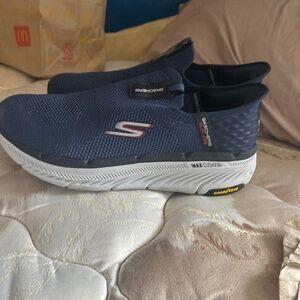 Sketchers slip ins
